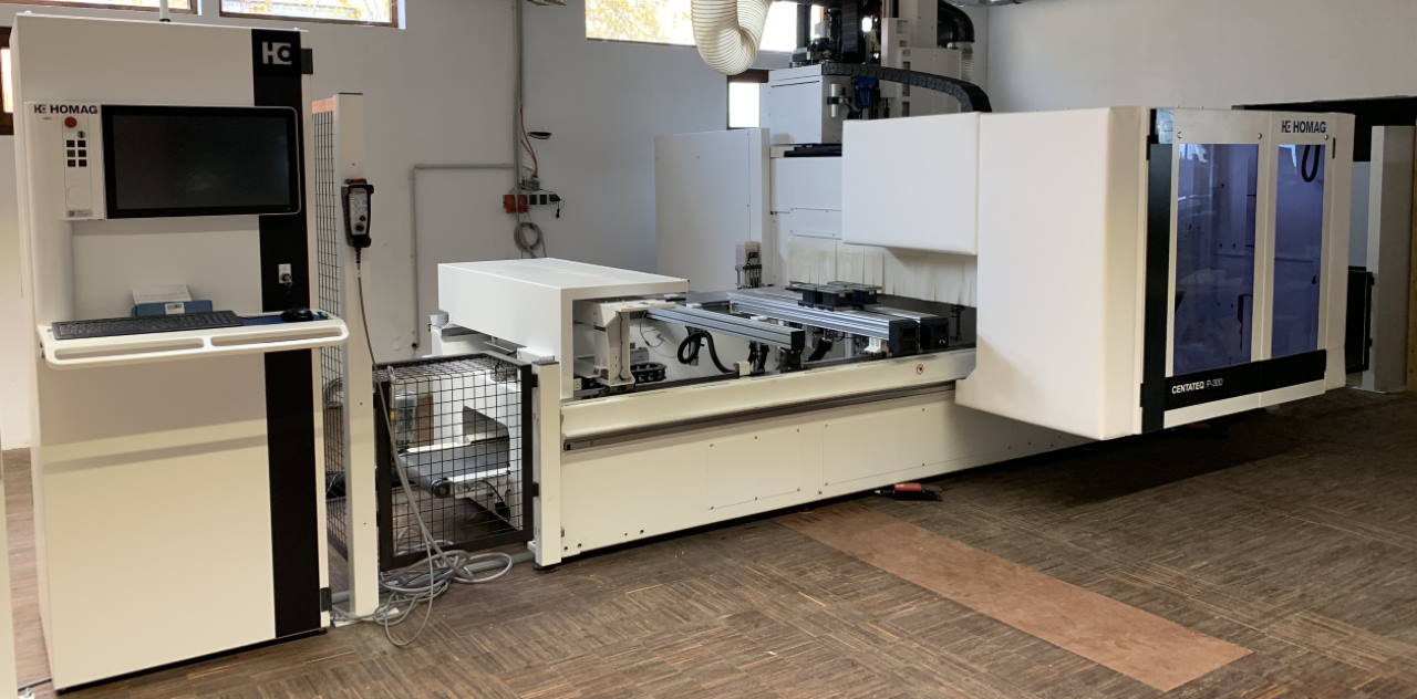 CNC Bearbeitungszentrum_1 CNC Bearbeitungszentrum_1